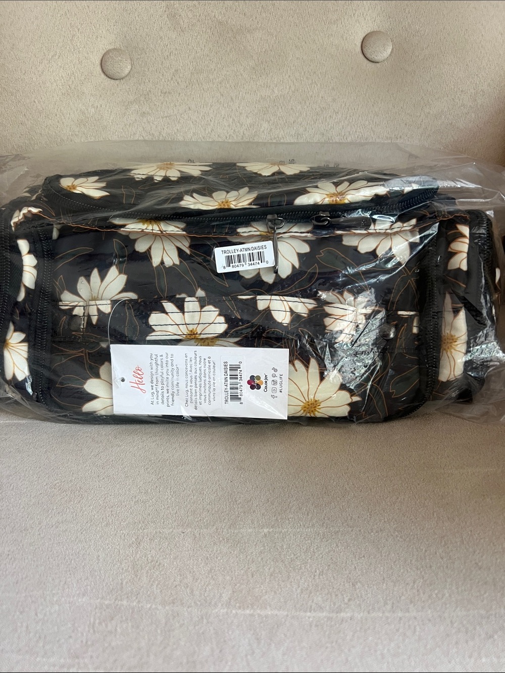 NWT Lug Trolley Cosmetic Case In Autumn Daisies 🌼